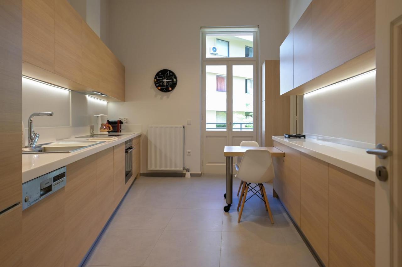 Spacious Center Maisonette Apartment *